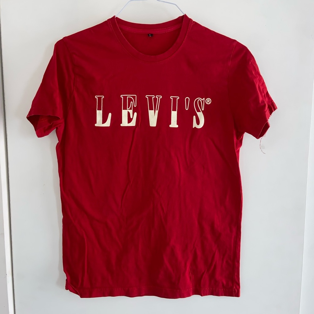 Levi's Bold Red Short Sleeve Tee